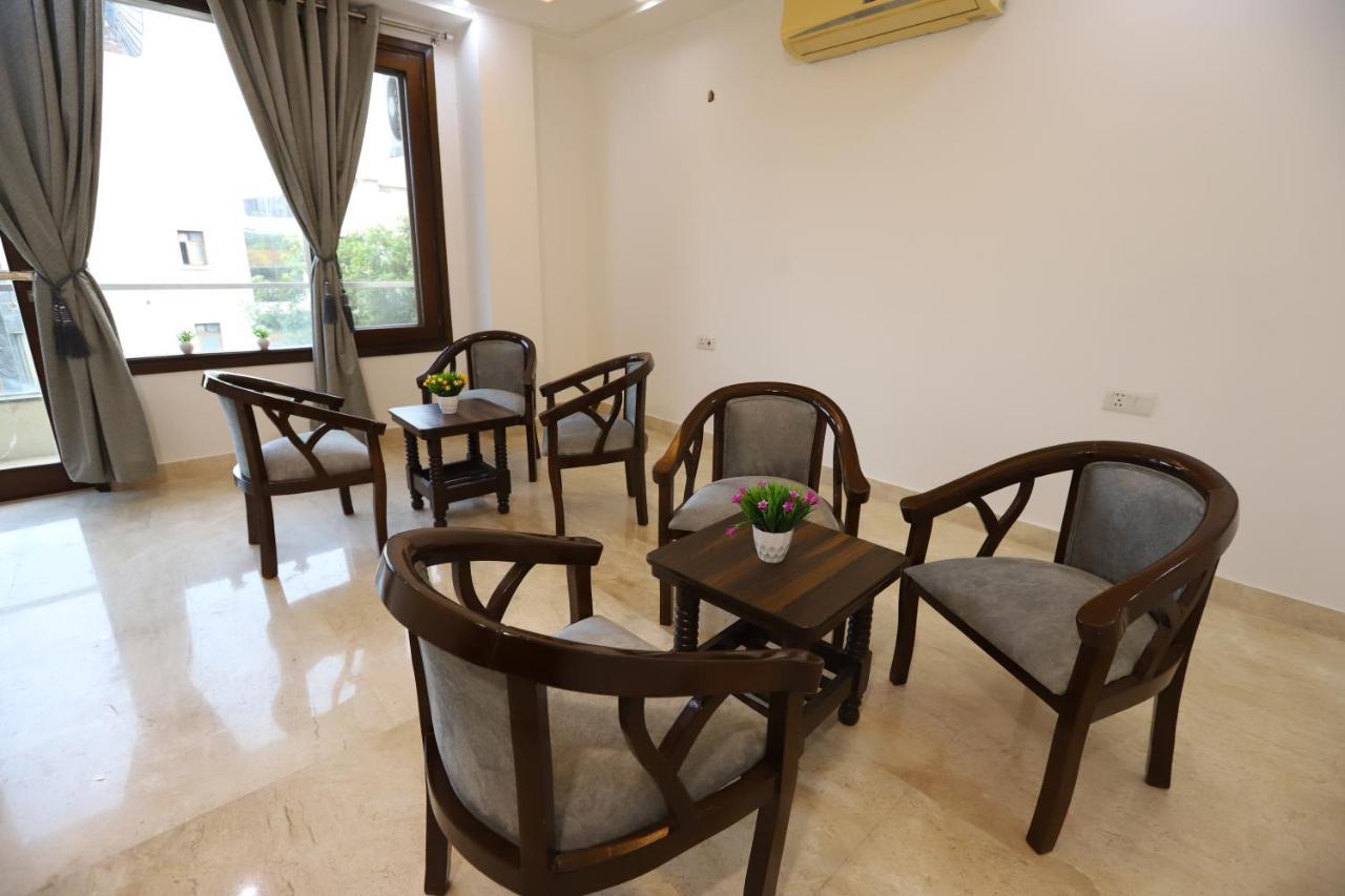 Hotel Nature View Green Park Metro Couple Friendly New Delhi Exterior photo